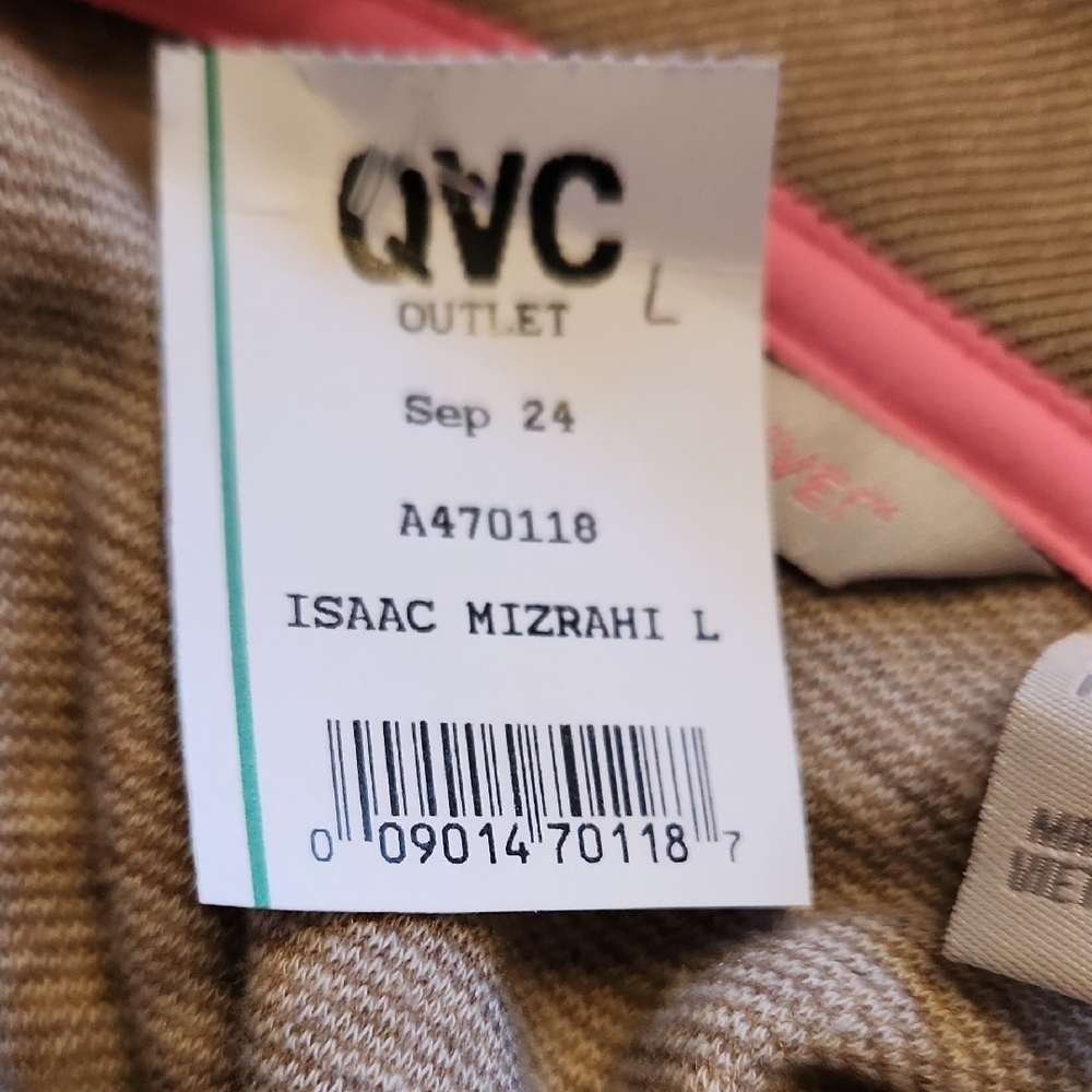 Isaac Mizrahi Tan and Pink Shirt - Picture 8 of 13